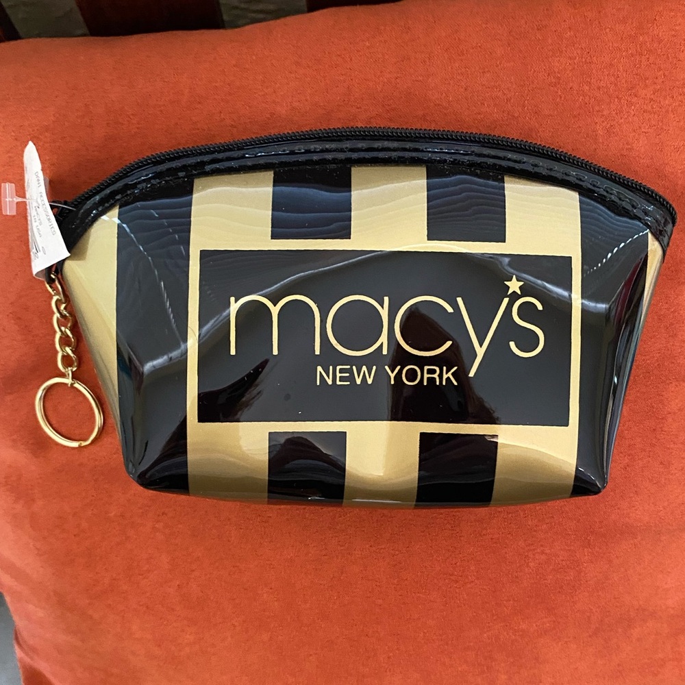 Cosmetic bag